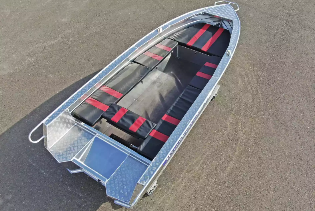 Алюминиевая лодка Wyatboat-390РМ увеличенный борт в Костроме