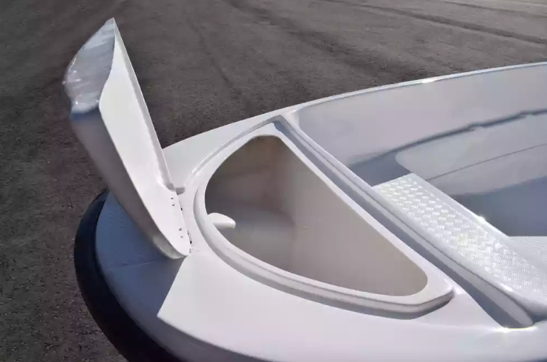 Стеклопластиковая лодка Пингвин (тримаран) в Костроме