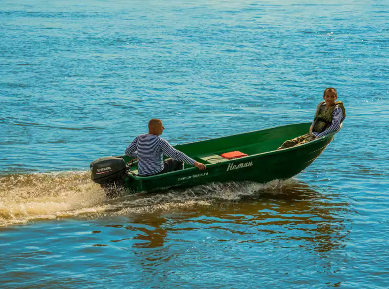 Стеклопластиковая лодка Neman-340 (тримаран) в Костроме