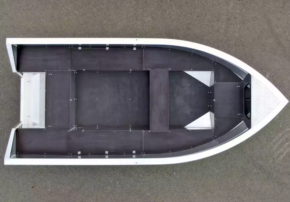 Алюминиевая лодка  Неман-420 в Костроме