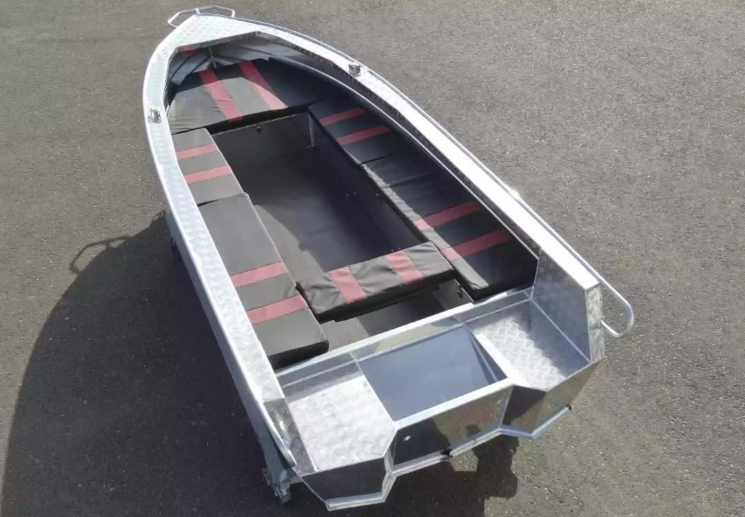 Алюминиевая лодка Wyatboat-390РМ увеличенный борт в Костроме