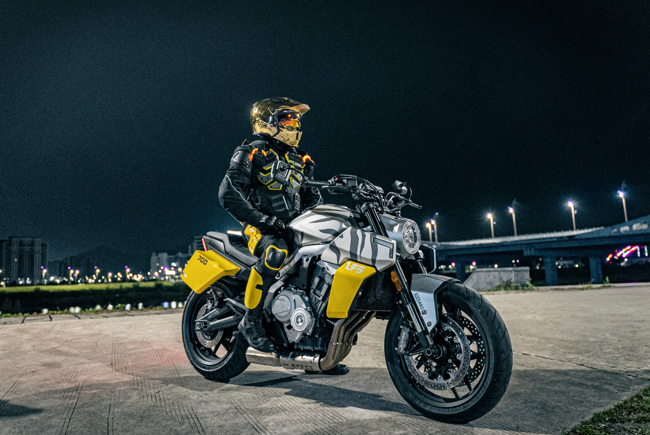 Мотоцикл Benda LFS 700 в Костроме