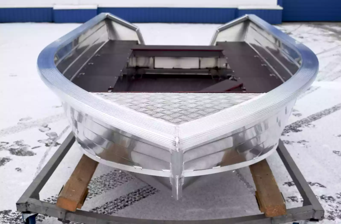 Алюминиевая лодка Неман-400 в Костроме