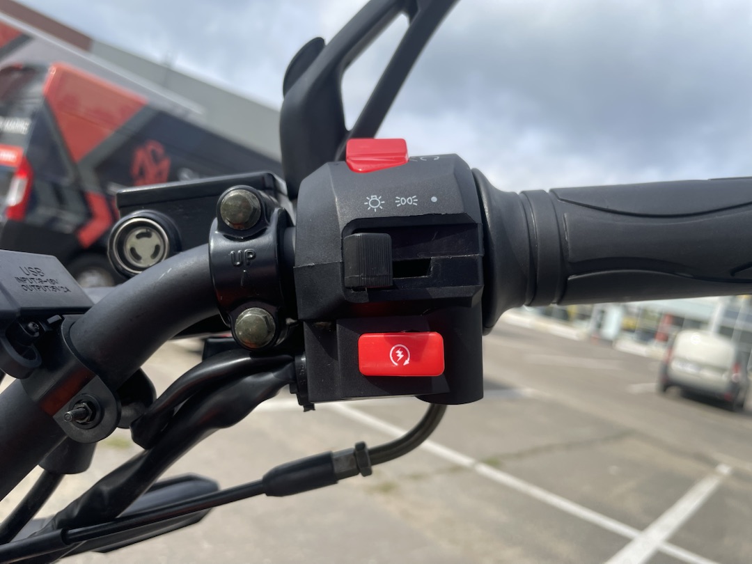 Мопед PROMAX CB150R (49) в Костроме