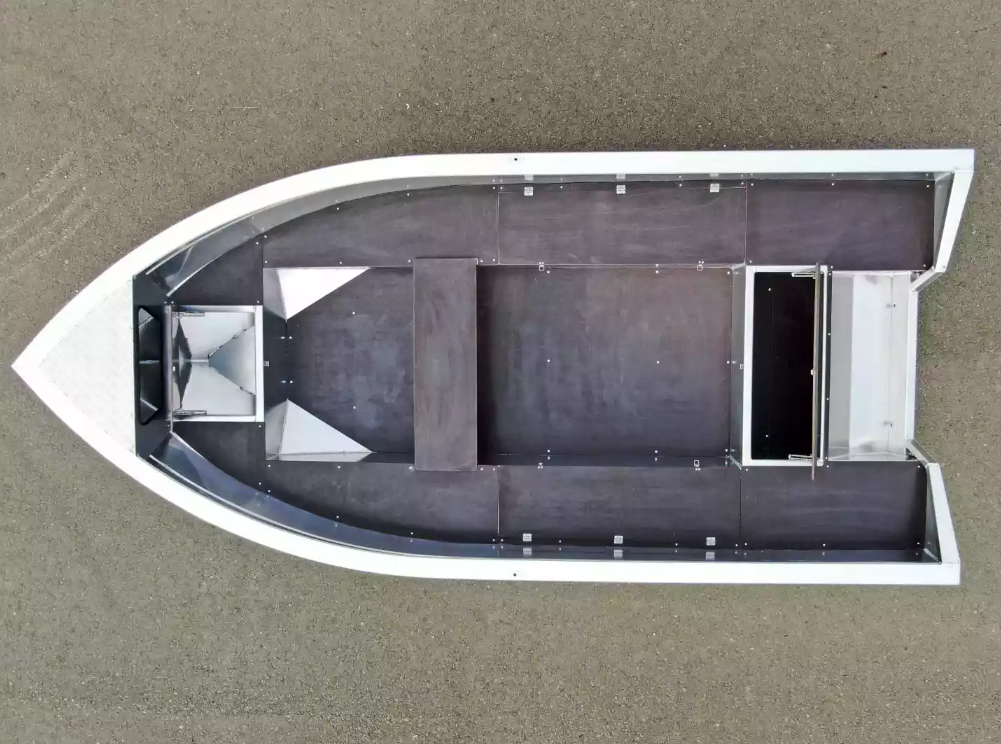 Алюминиевая лодка  Неман-420 в Костроме