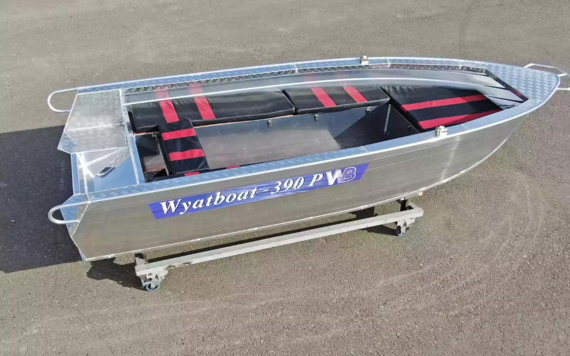 Алюминиевая лодка Wyatboat-390РМ увеличенный борт в Костроме
