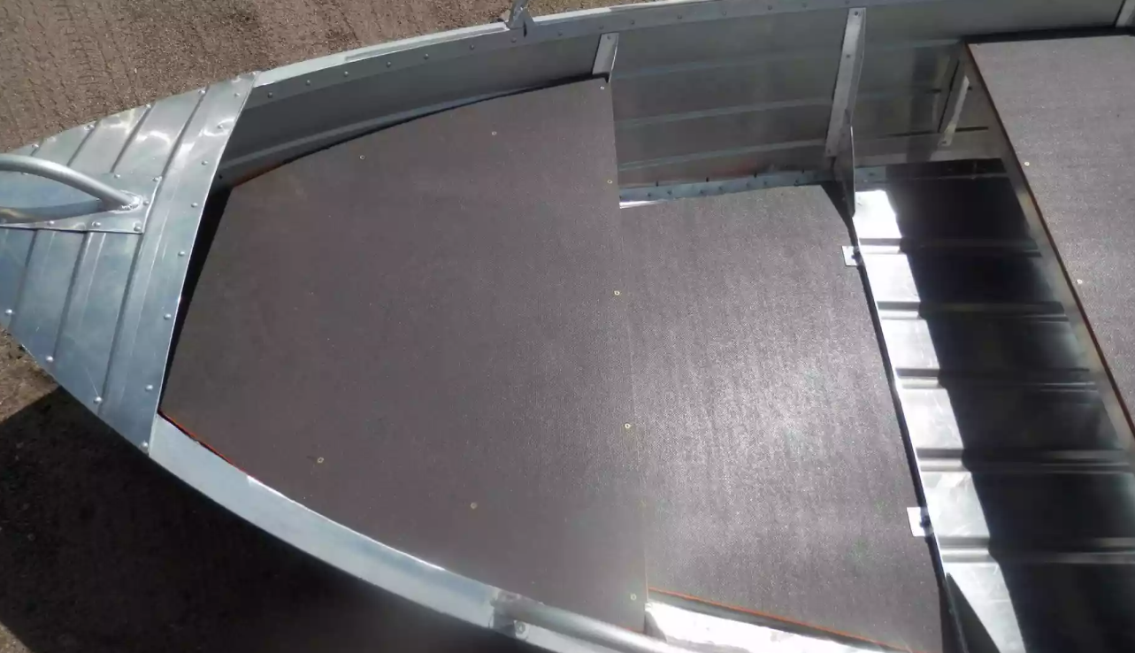 Алюминиевая лодка Вятка-Профи 32 в Костроме