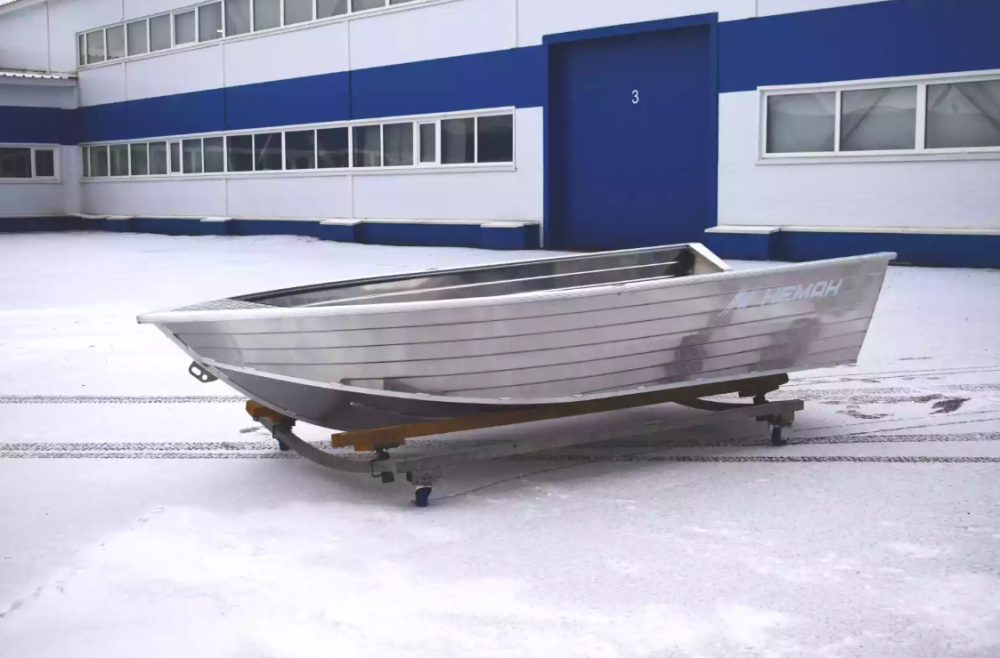 Алюминиевая лодка Неман-400 в Костроме