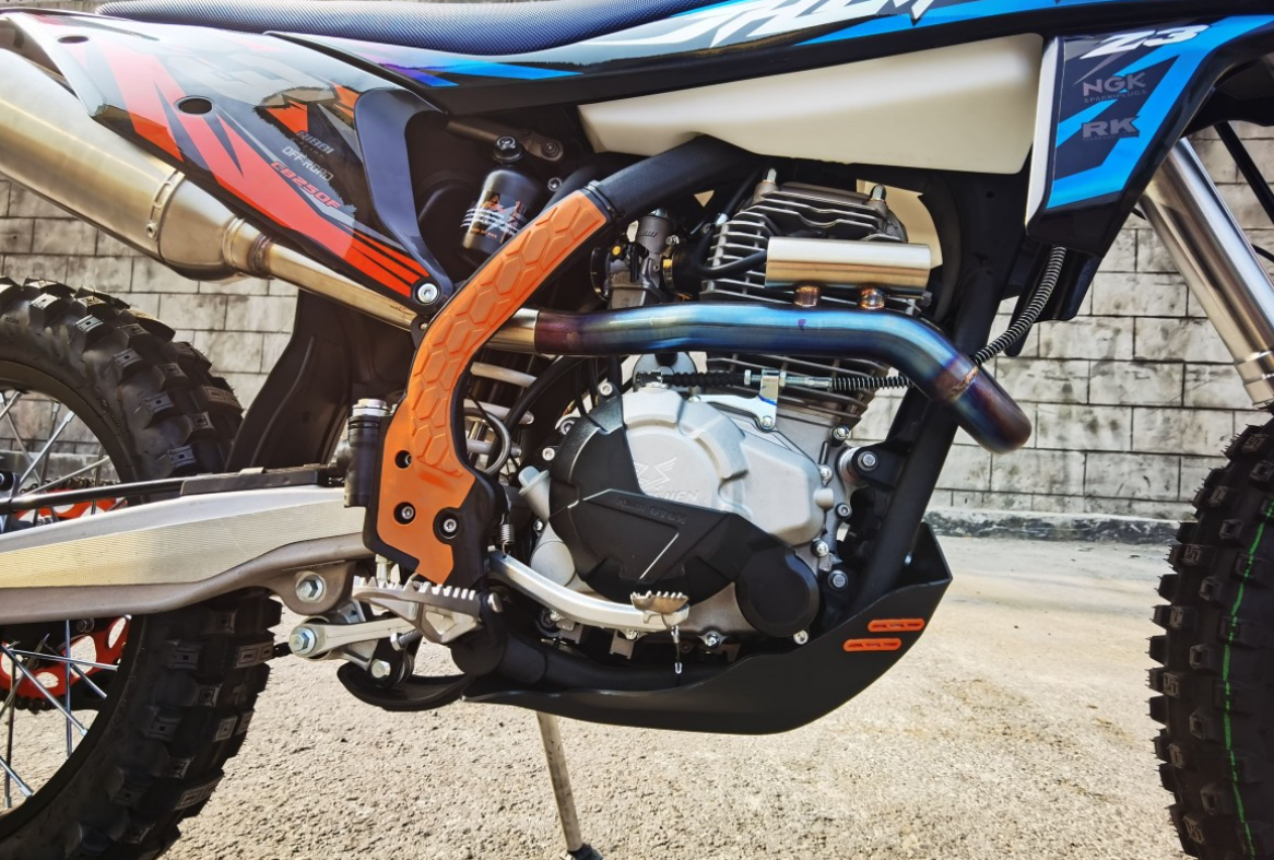 Мотоцикл JHLMOTO JHL Z3 CB250 (172FMM-3A) в Костроме