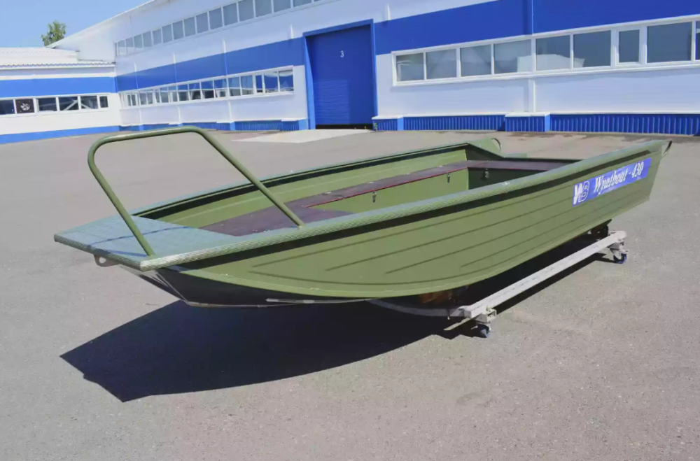 Алюминиевая лодка  Wyatboat-430 Master Fish в Костроме