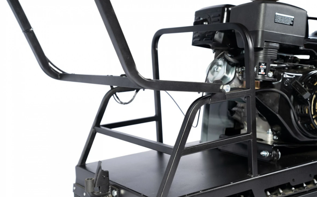 Мотобуксировщик БУРЛАК-M2 LFK 15 л.с. (передний привод, катки) в Костроме