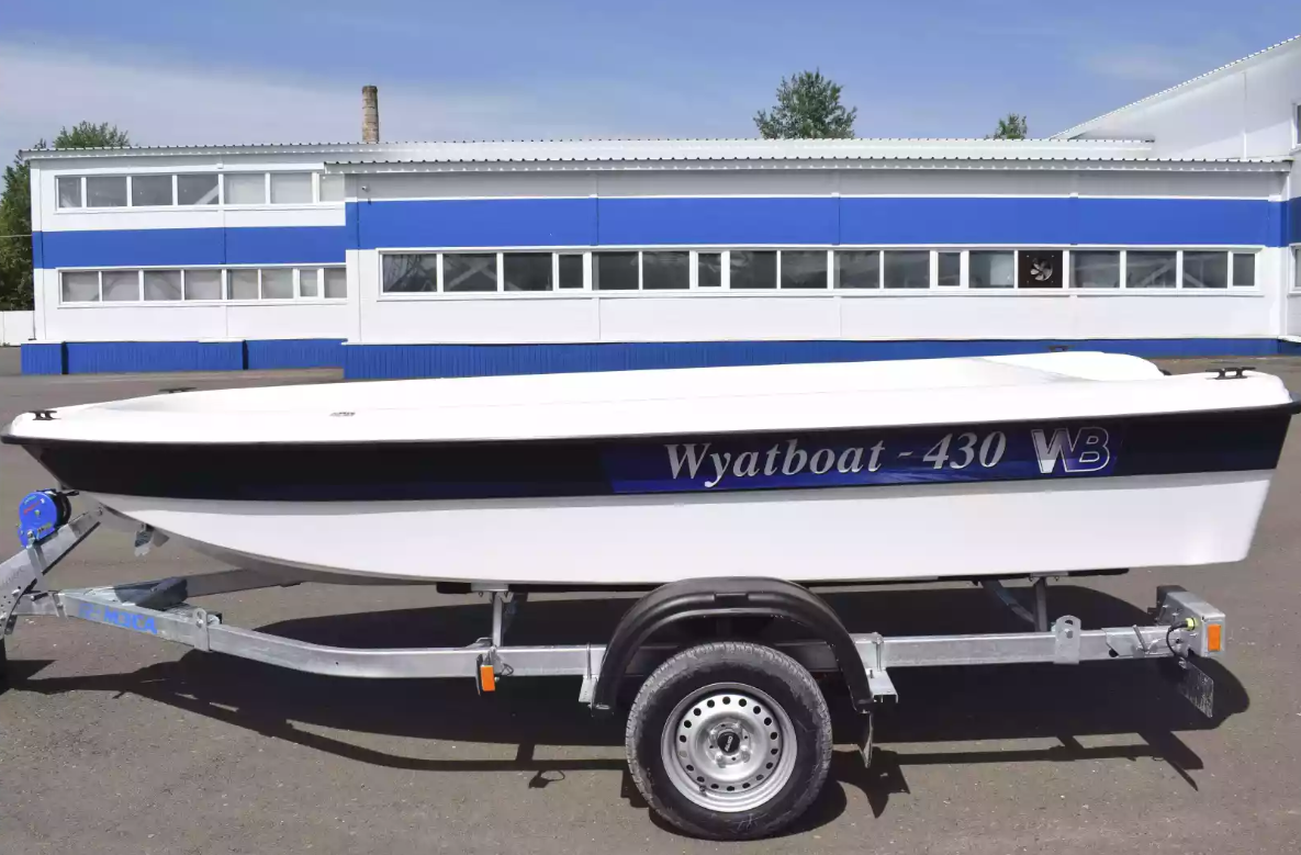 Стеклопластиковая лодка Wyatboat 430 тримаран в Костроме