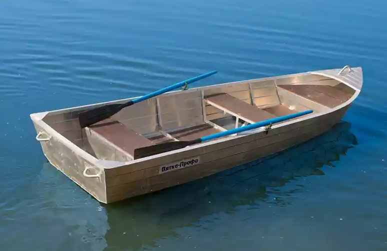 Алюминиевая лодка Вятка-Профи 32 в Костроме