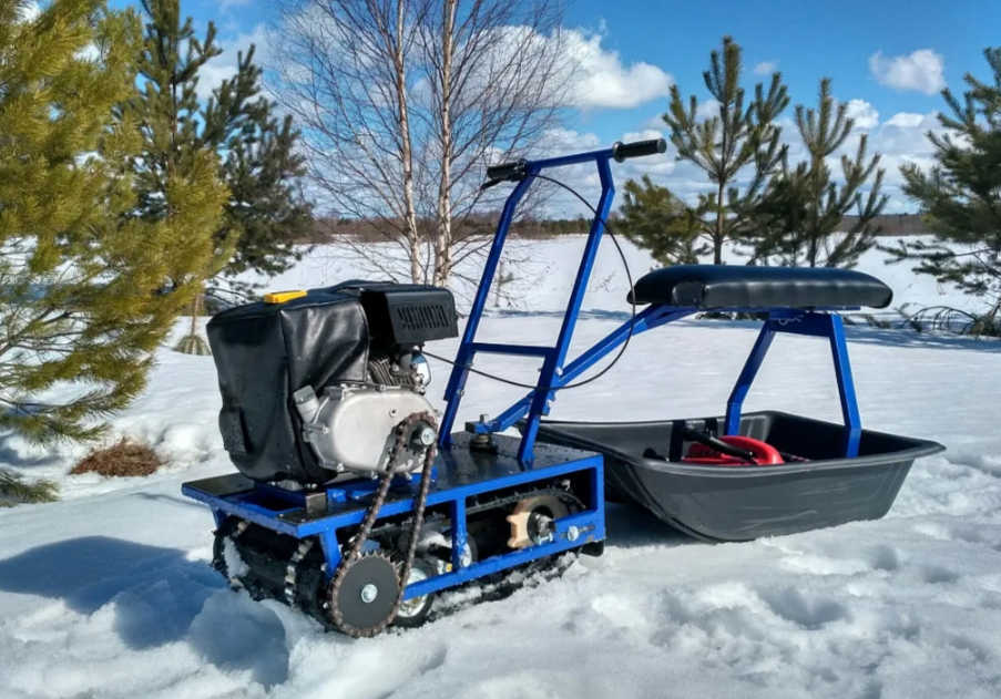 Мини-мотобуксировщик Альбатрос-М с фарой в Костроме