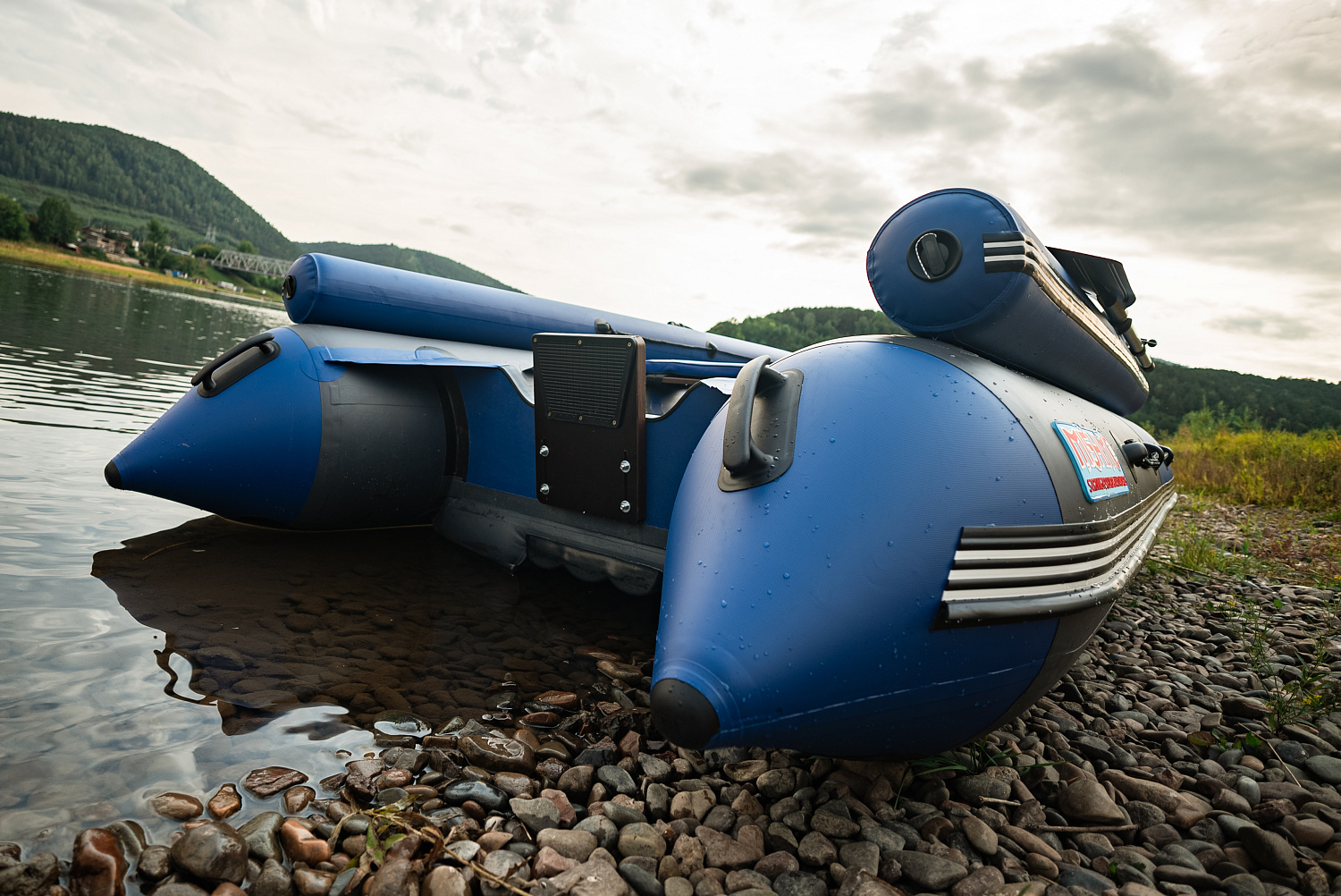 Лодка MISHIMO RIVER FJET PRO 430  под водомет в Костроме