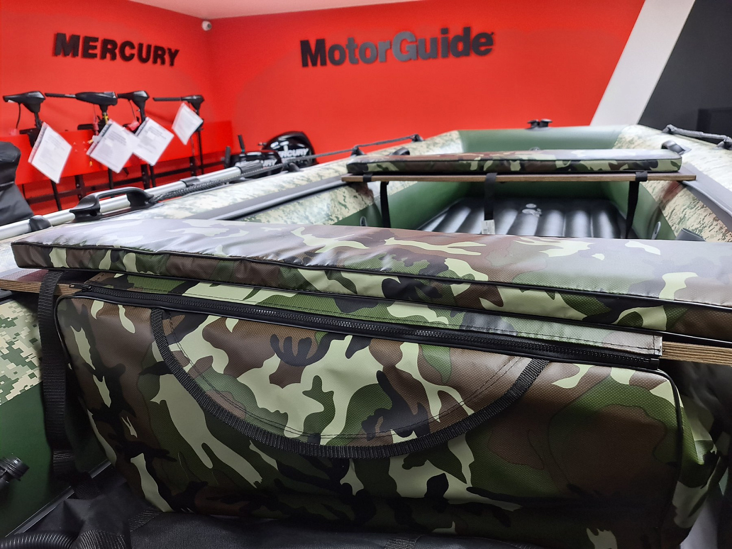 КОМПЛЕКТ МЯГКИХ НАКЛАДОК С СУМКОЙ ДЛЯ ЛОДОК 105Х20 КАМУФЛЯЖ в Костроме