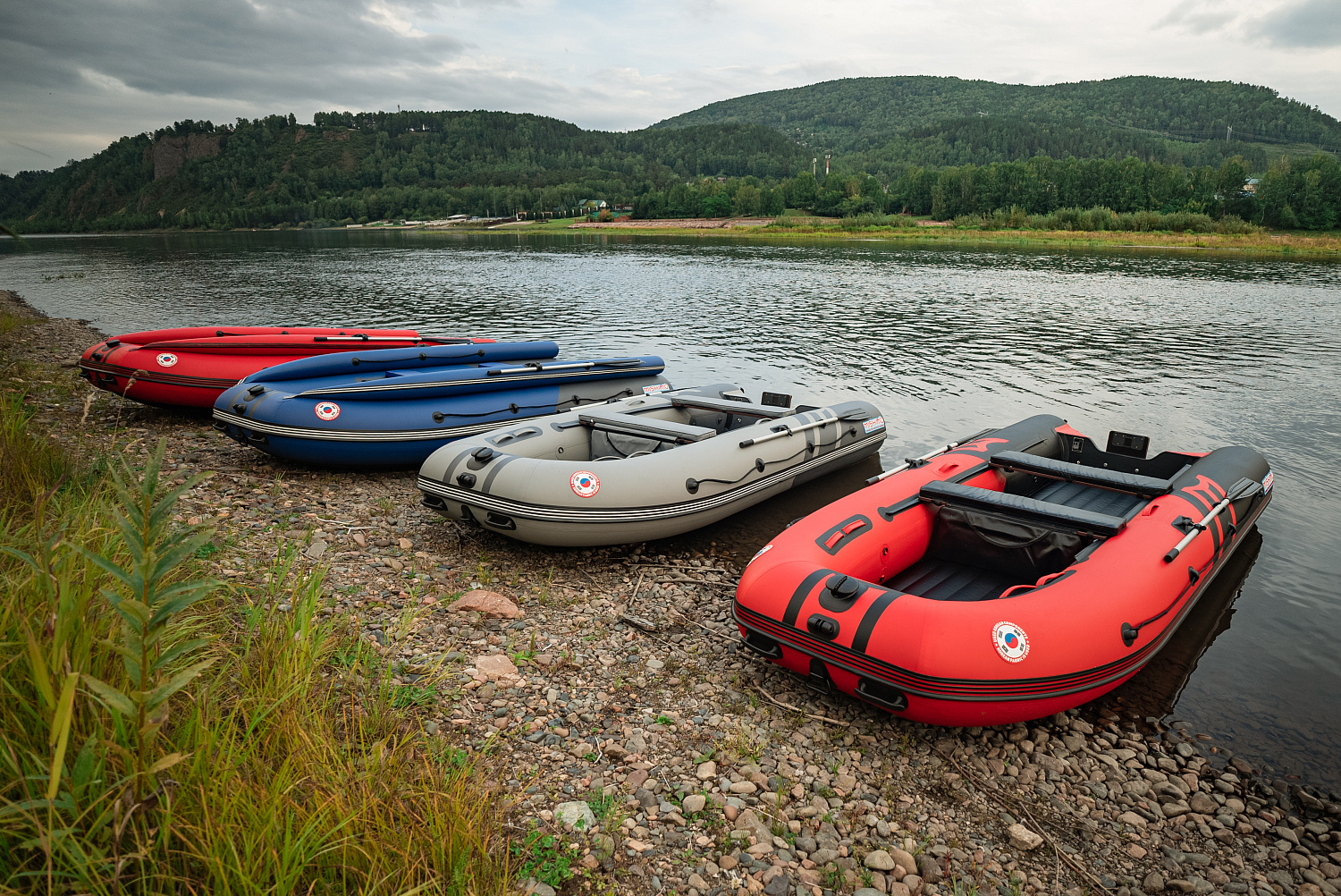 Лодка MISHIMO RIVER FJET PRO 430  под водомет в Костроме