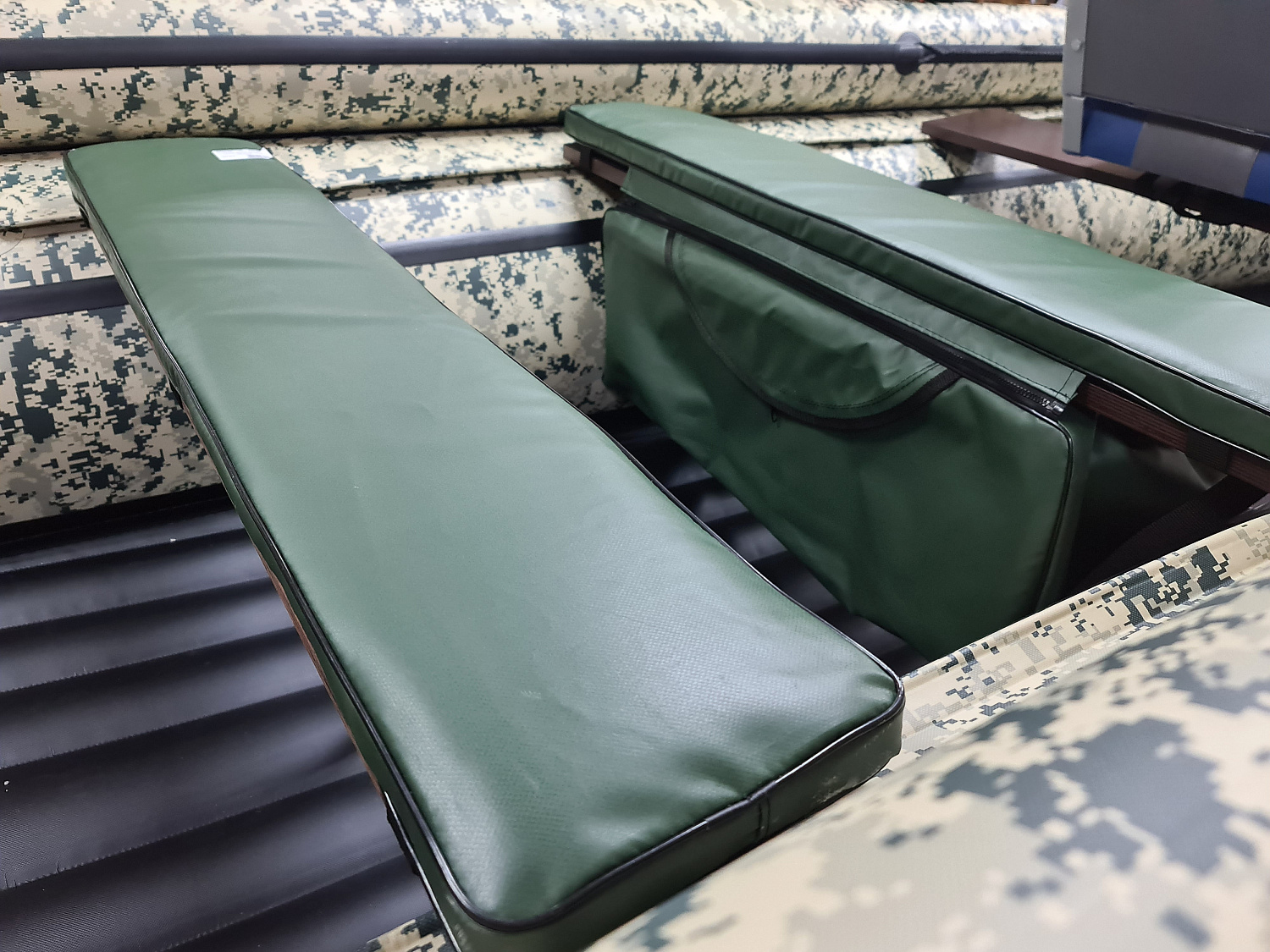 КОМПЛЕКТ МЯГКИХ НАКЛАДОК С СУМКОЙ ДЛЯ ЛОДОК 110Х20 ЗЕЛЕНЫЙ в Костроме