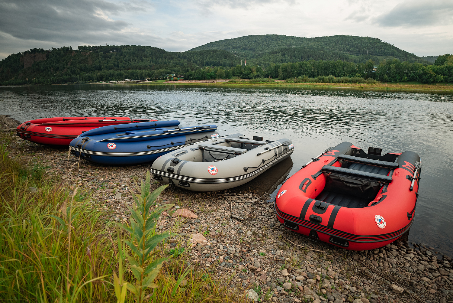 Лодка MISHIMO RIVER FJET PRO 430  под водомет в Костроме