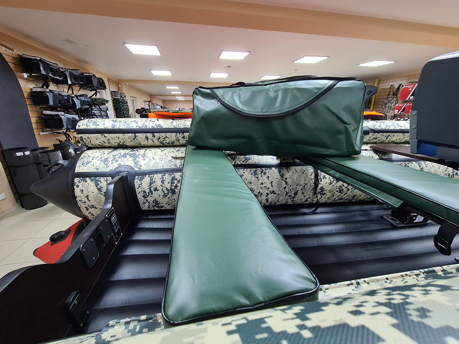 КОМПЛЕКТ МЯГКИХ НАКЛАДОК С СУМКОЙ ДЛЯ ЛОДОК 110Х20 ЗЕЛЕНЫЙ в Костроме